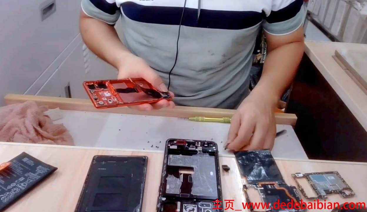 mili4外屏更换多少钱