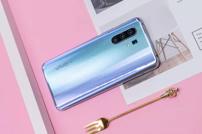 用了半年的vivox5pro能值多少钱