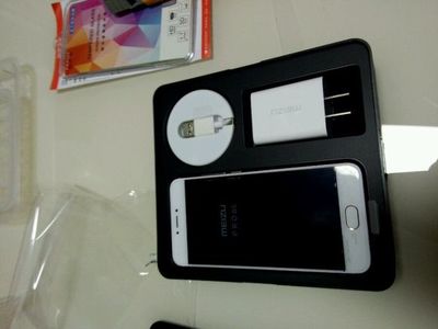 魅蓝5s手机 店里多少钱