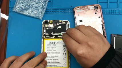换oppo手机电池多少钱