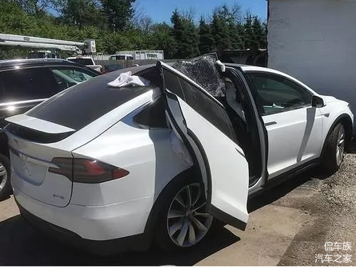 model x 车身多少重