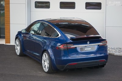 model x 车身多少重