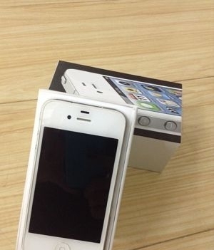 国行萍果八手机多少钱,0
