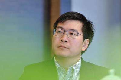 姚劲波 值多少钱