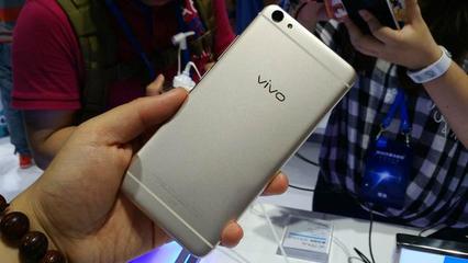 vivox7市面上多少钱