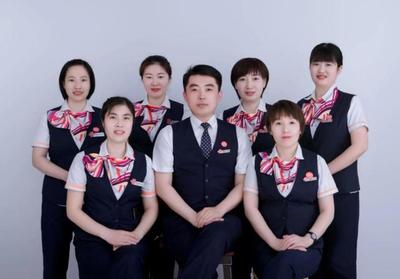 中国联通员工有多少人