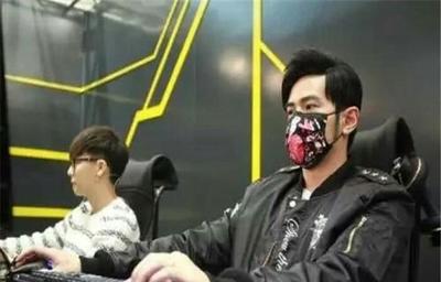 周杰伦网吧投资多少钱