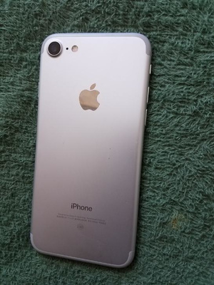 2手iphone8多少钱