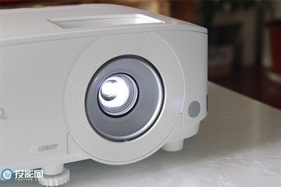 1000流明投影机多少瓦
