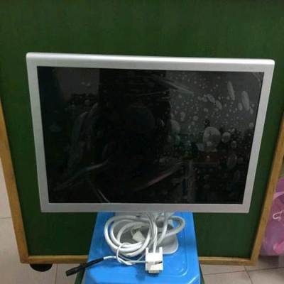 苹果20寸显示器多少钱一台