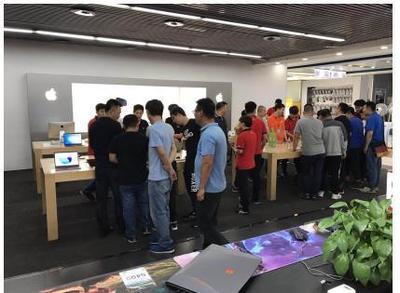 iphone8实体店多少钱