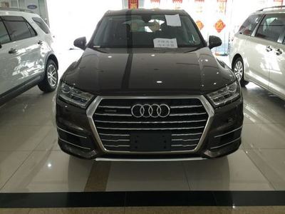 q7屏幕多少寸